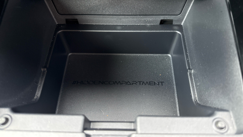 Toyota Prius 2.0 PHEV Design 5dr CVT Hatchback